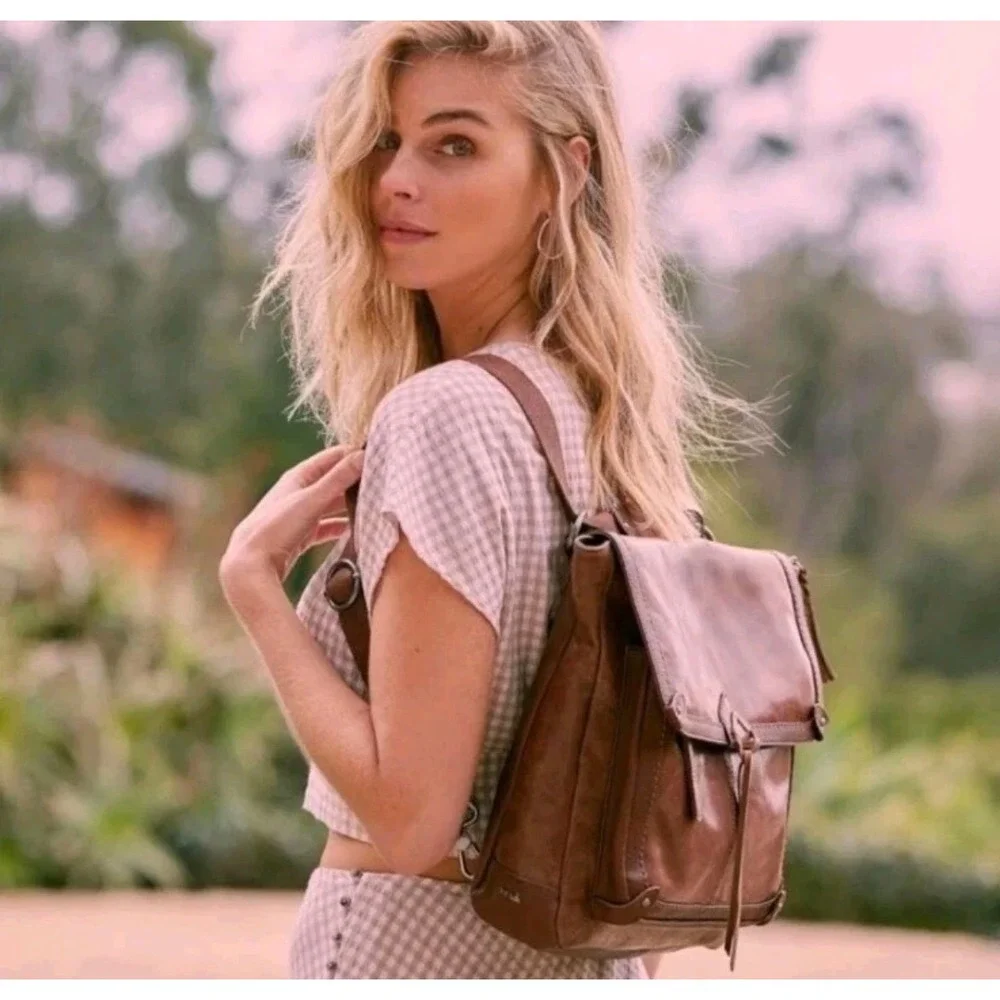The Sak Ventura Convertible Backpack Crossbody Bag Brown Leather Cognac Boho